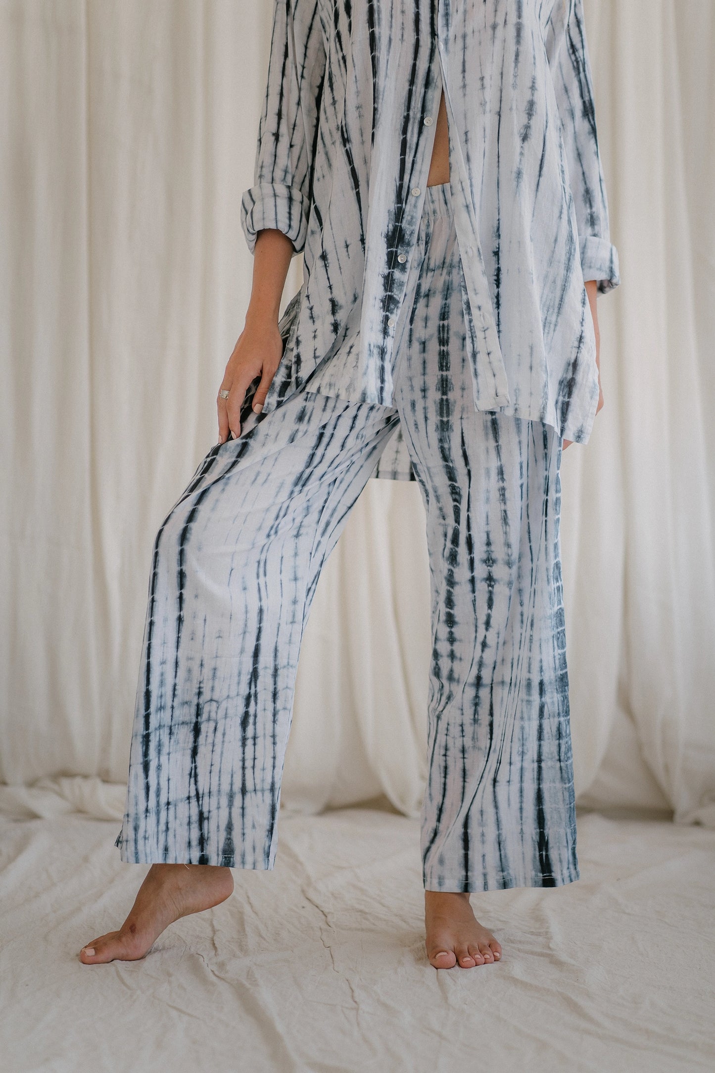 PAROS deep sea tie dye stripe pants