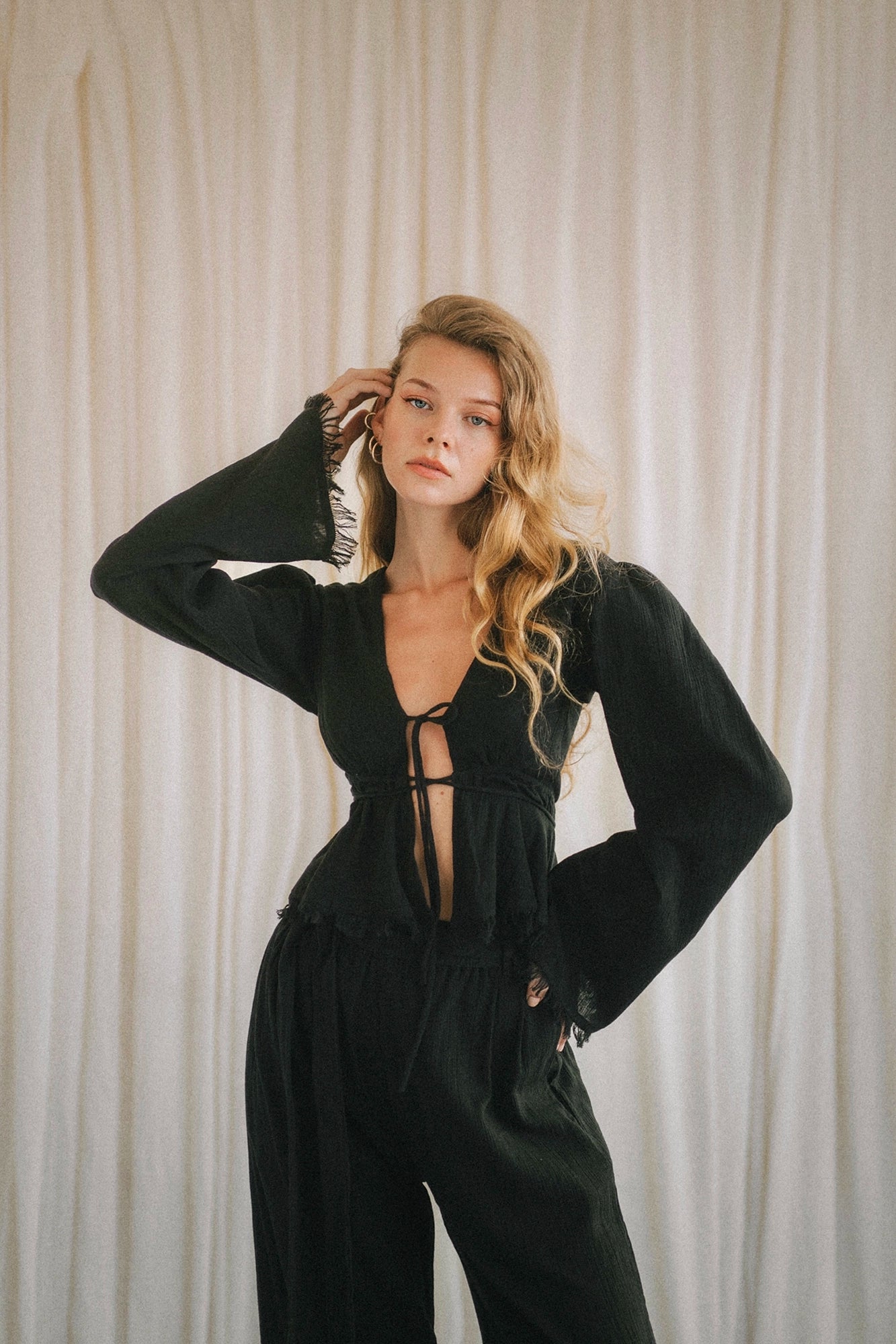 JASMINE fringed top in black