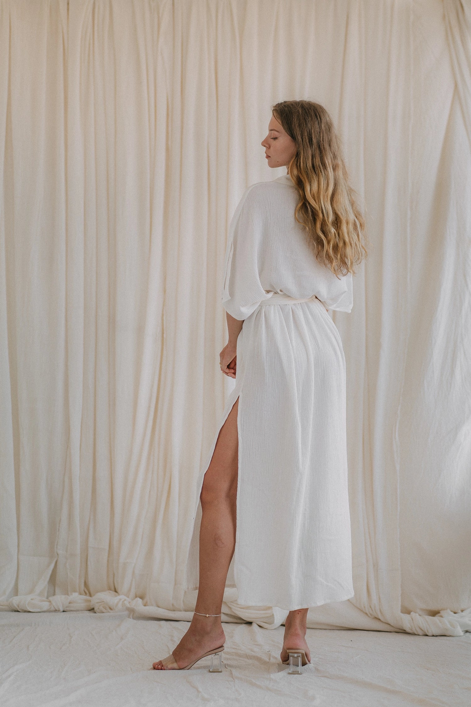 DESERT kimono dress | white