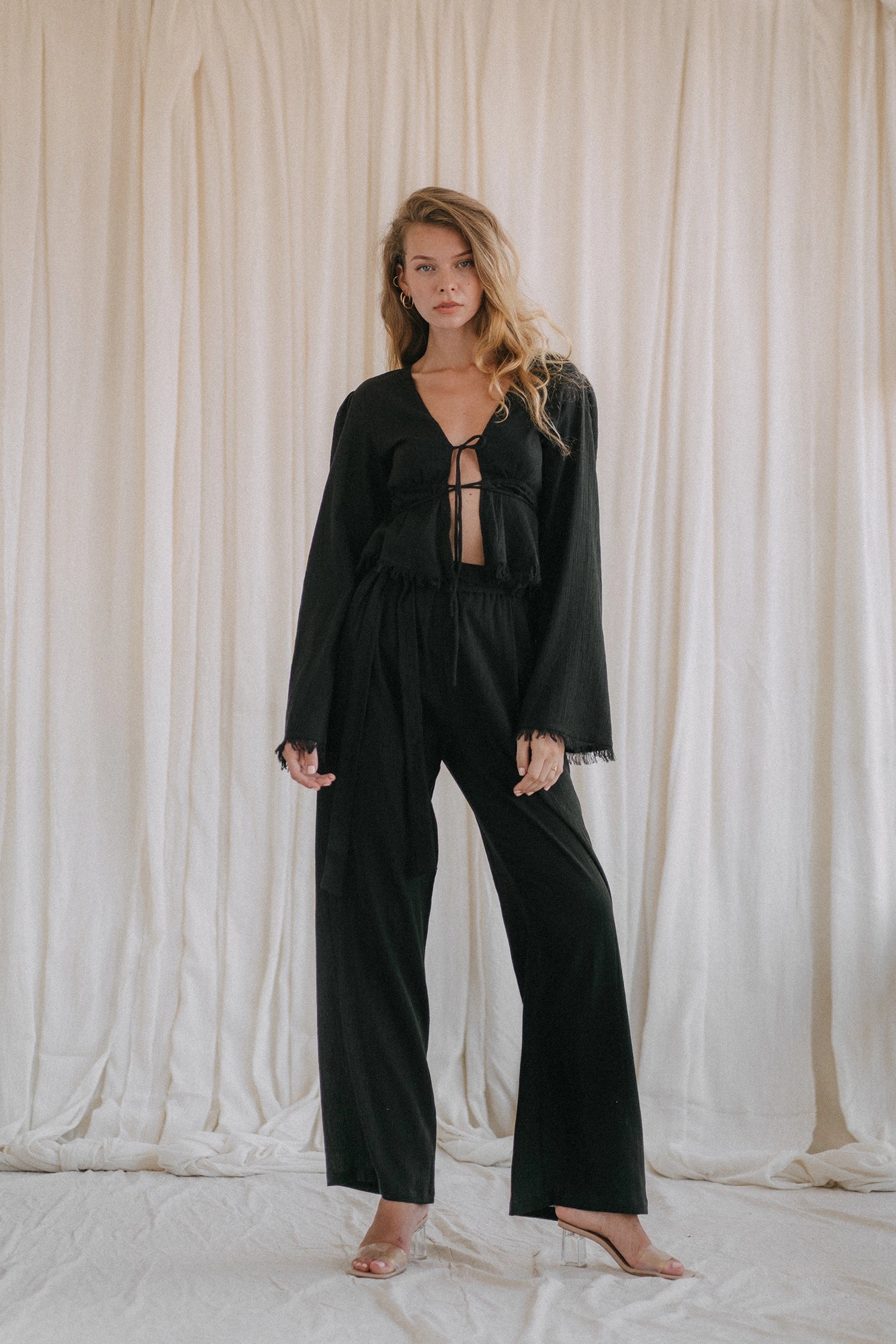 BLOOMING black palazzo pants