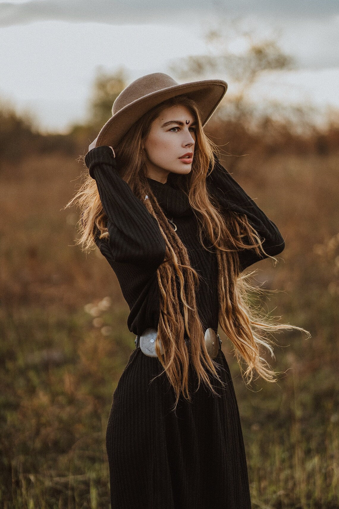 Sweaterdress. Long sweater, knit black dress